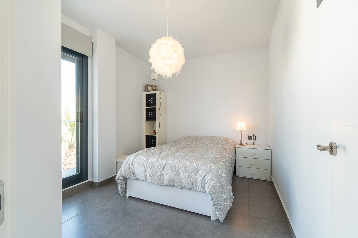 3 chambre Appartement à vendre à Villamartin avec piscine garage - 349 900 € (Ref: 10084210)
