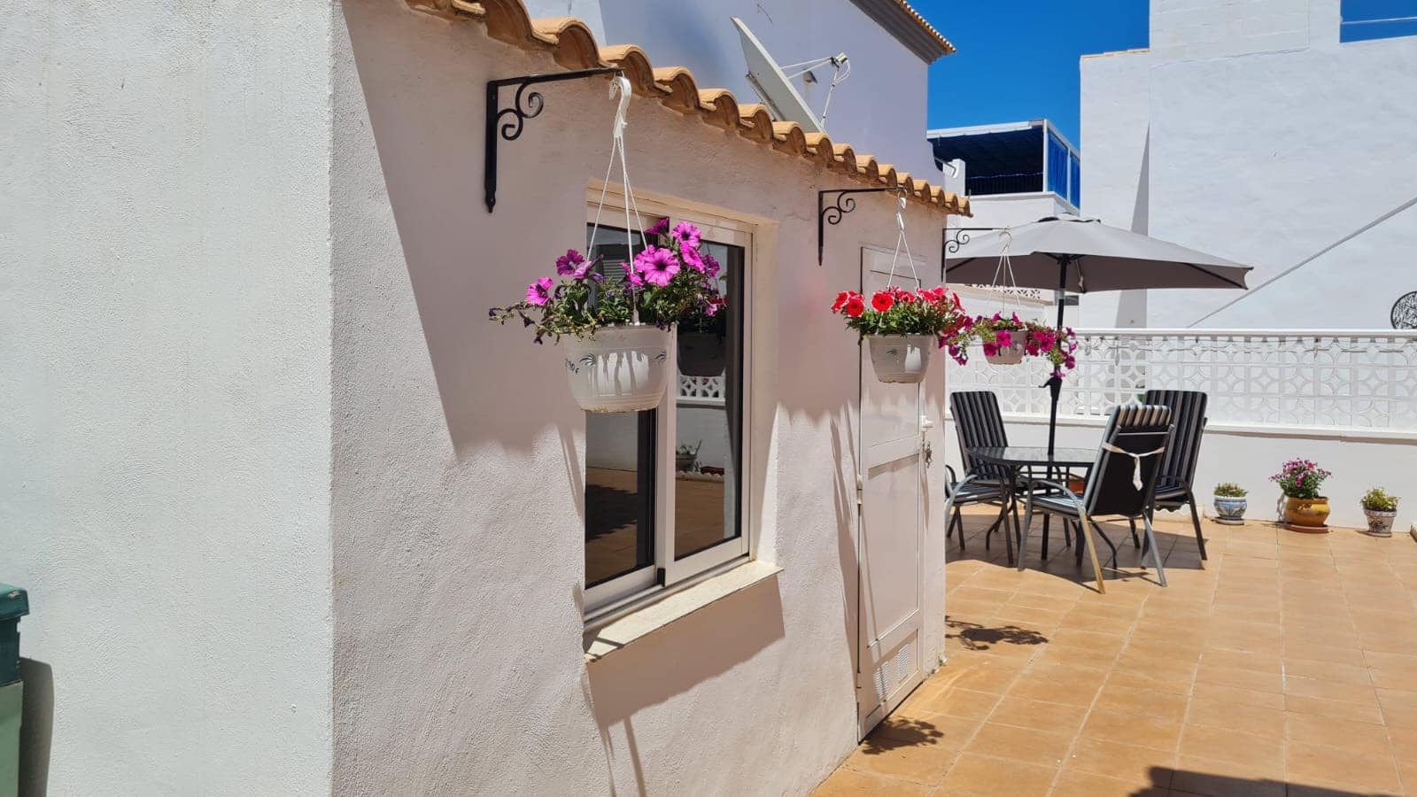 2 soveværelse Villa til salg i Orihuela Costa med swimmingpool garage - € 399.900 (Ref: 10084216)
