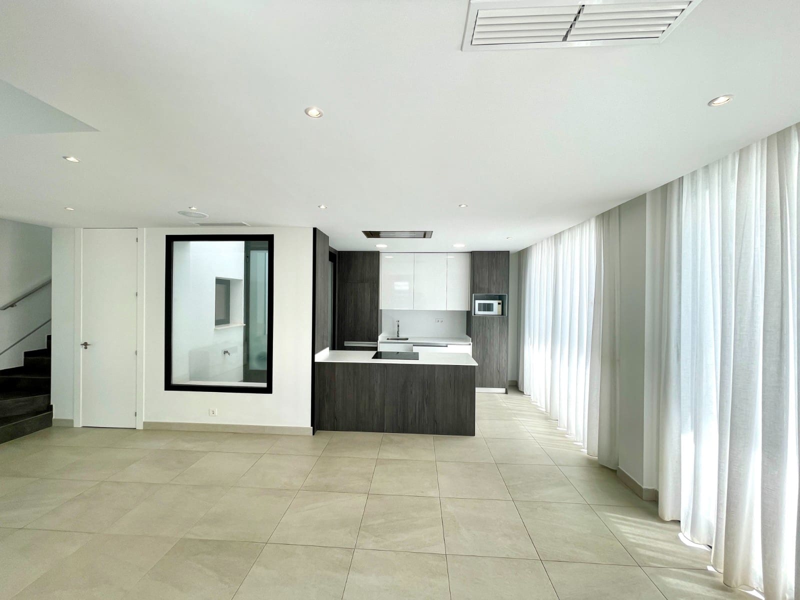 Chalet de 3 habitaciones en Benijófar en venta con piscina garaje - 399.000 € (Ref: 10084221)