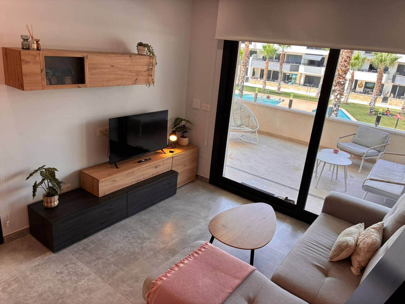 2 bedroom Apartment for sale in Los Altos with pool - € 289,000 (Ref: 10084224)