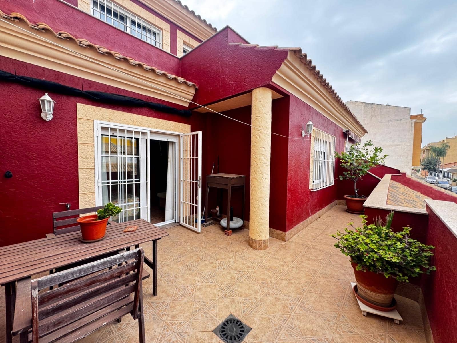 4 Zimmer Villa zu verkaufen in Los Alcazares mit Garage - 269.900 € (Ref: 10084227)