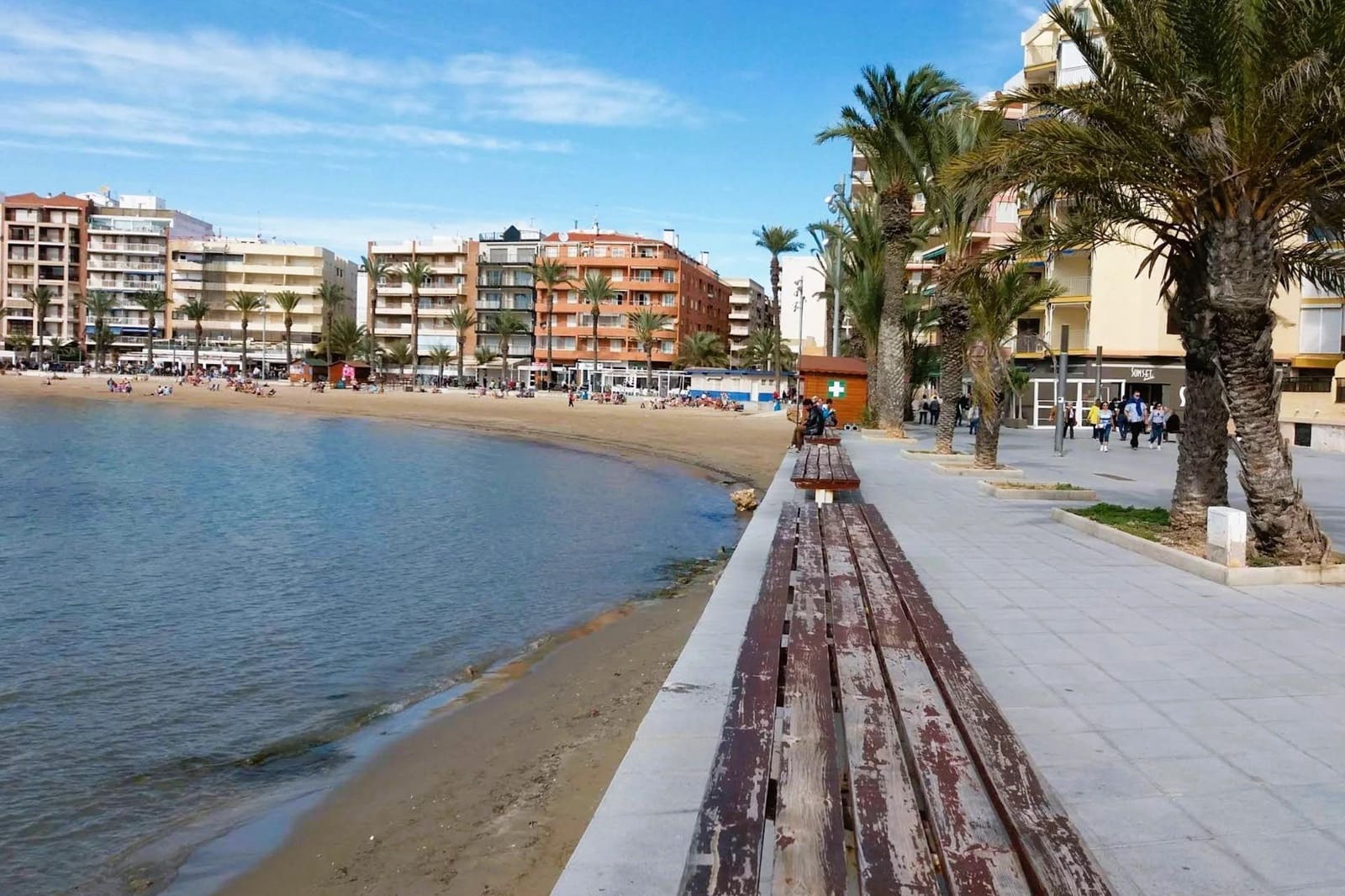 Apartamento de 2 habitaciones en Torrevieja en venta - 189.000 € (Ref: 10084234)