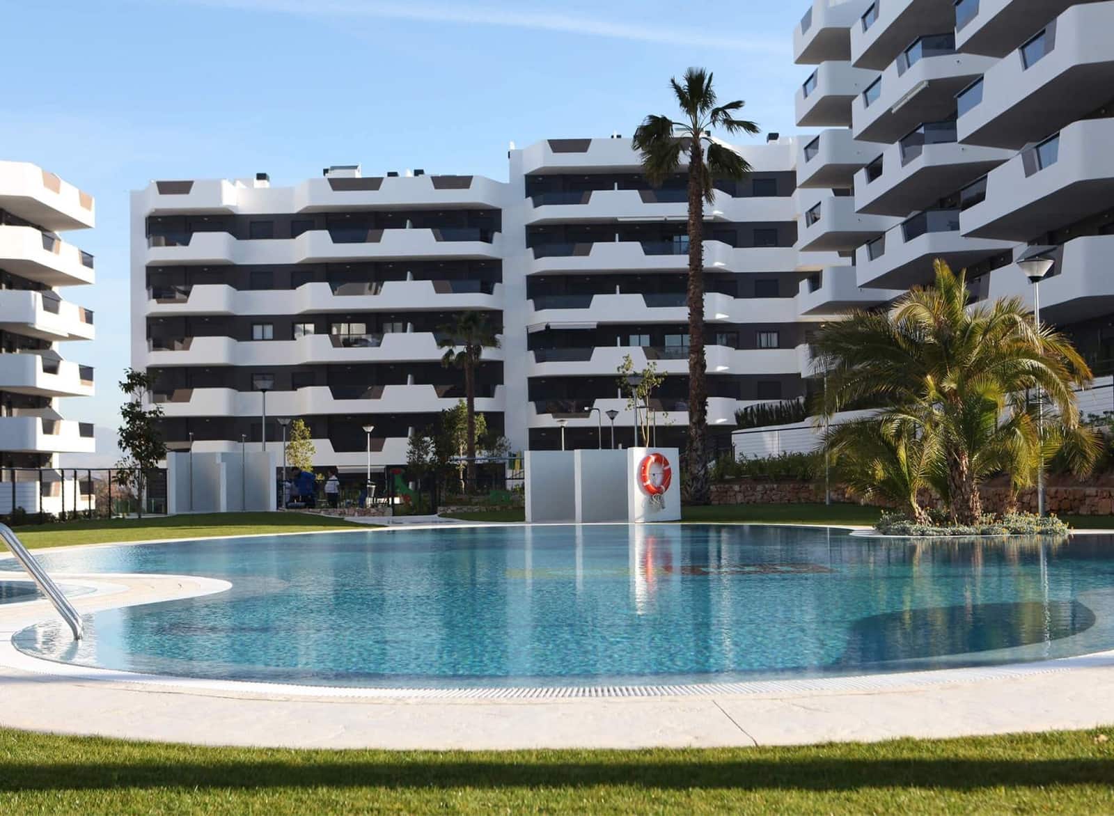 2 bedroom Apartment for sale in Santa Pola with pool garage - € 280,000 (Ref: 10084236)