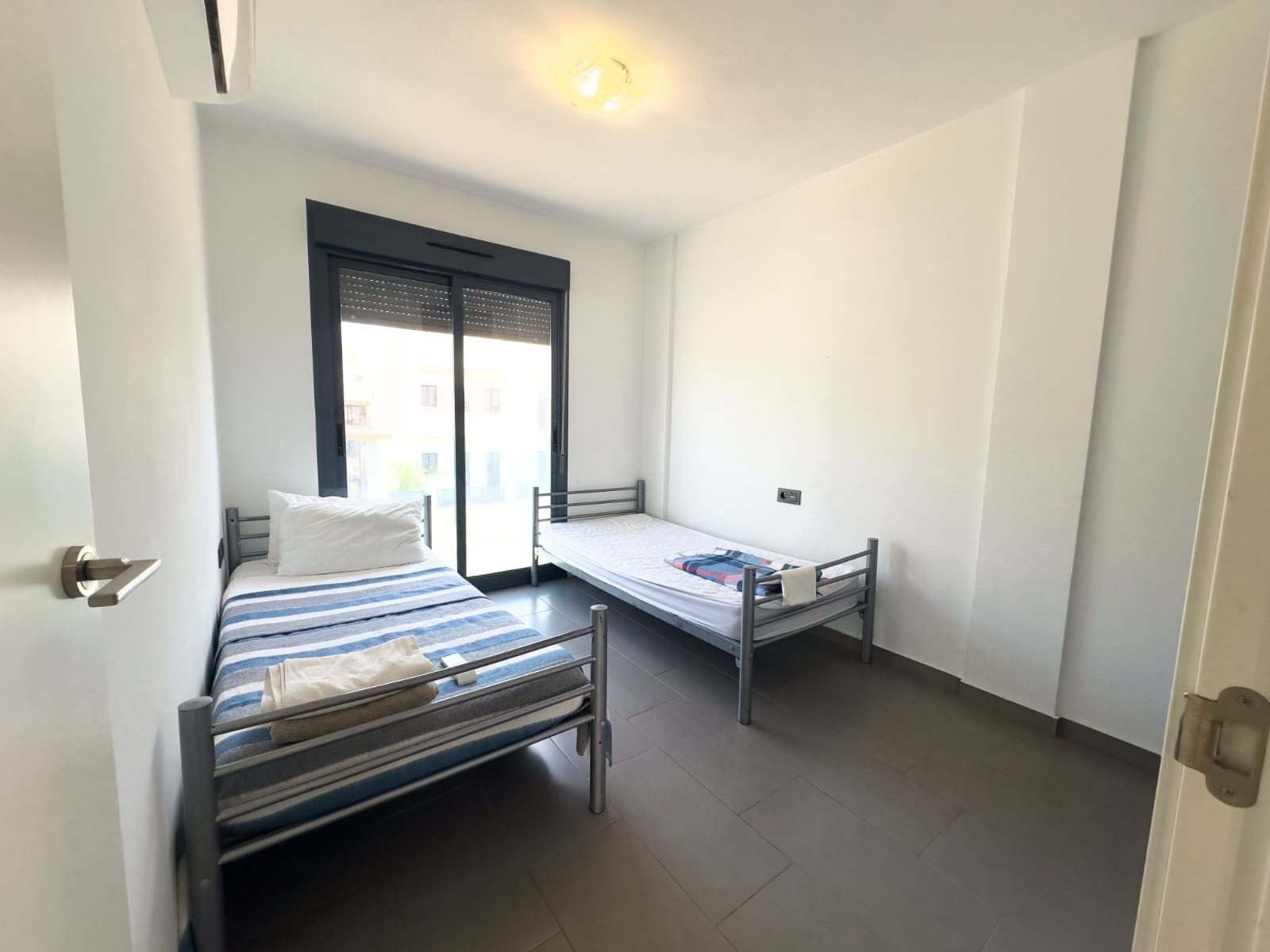 2 soverom Bungalow til salgs i La Zenia med svømmebasseng garasje - € 339 000 (Ref: 10084242)