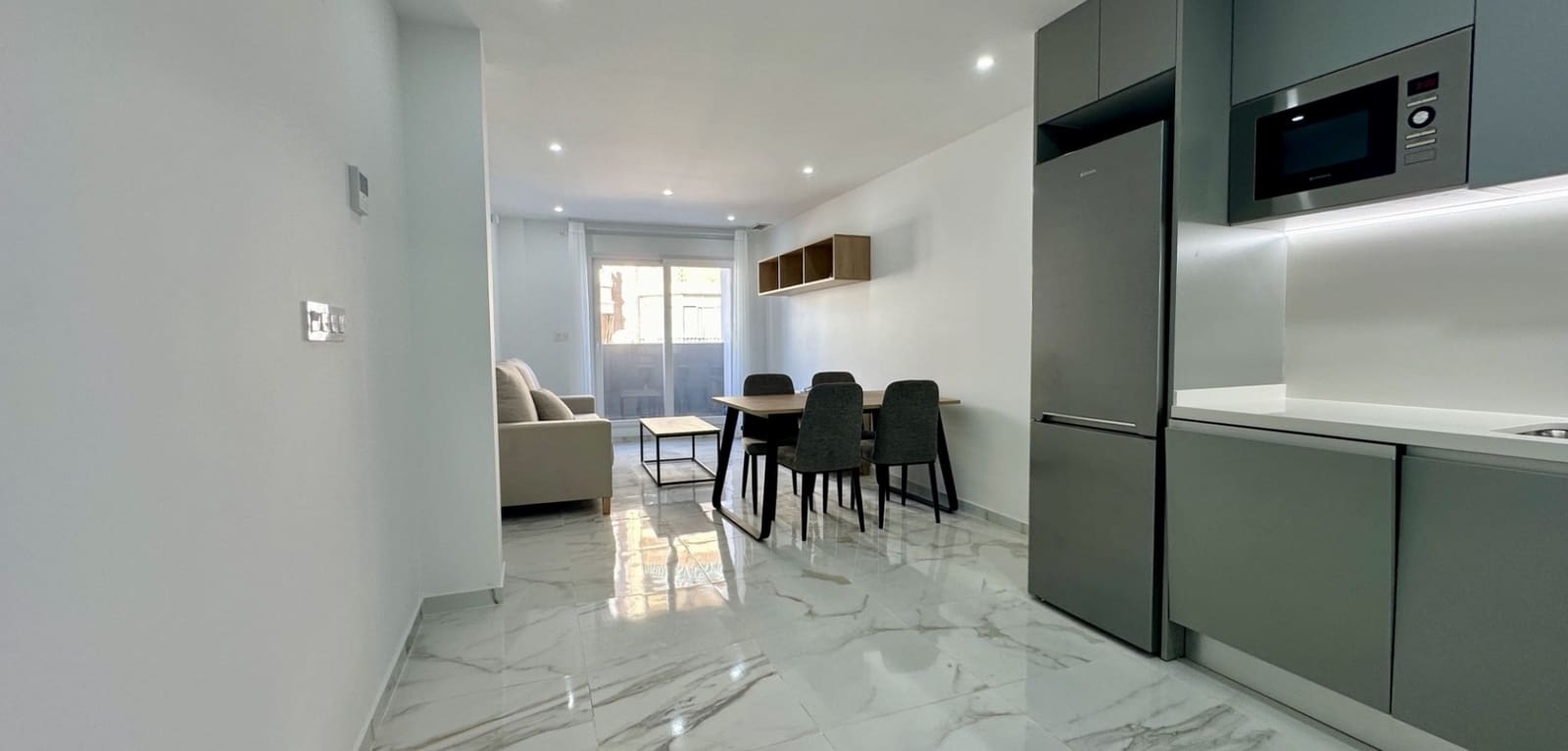 2 sypialnia Apartament na sprzedaż w Torrevieja - 239 000 € (Ref: 10084246)