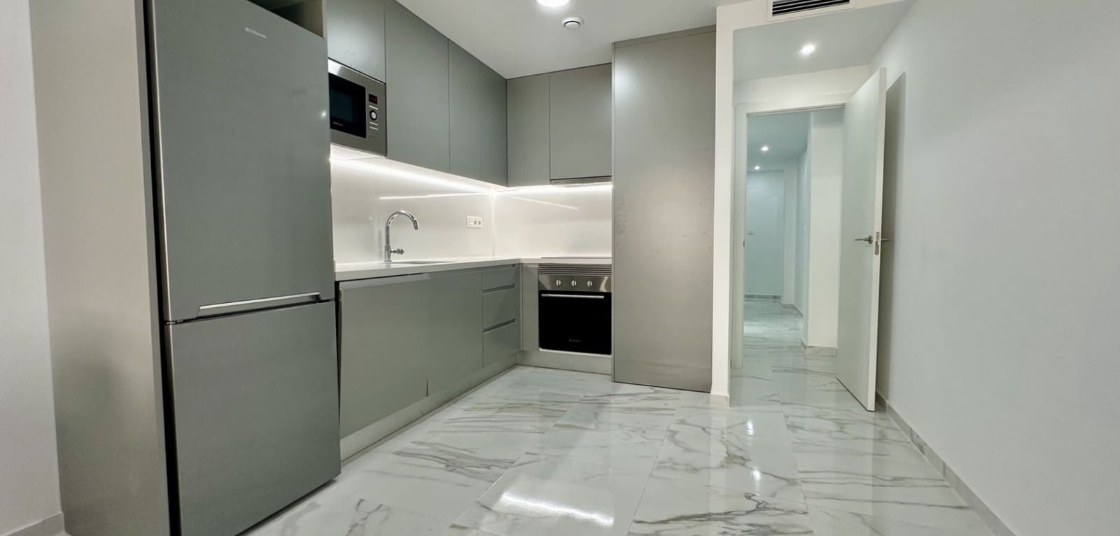 2 sypialnia Apartament na sprzedaż w Torrevieja - 239 000 € (Ref: 10084246)