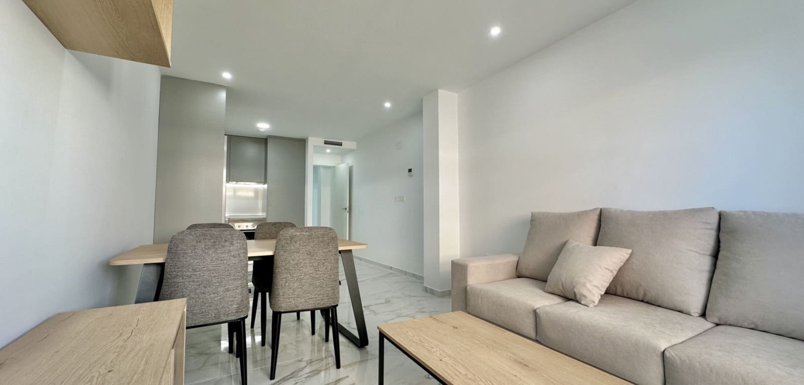 2 sypialnia Apartament na sprzedaż w Torrevieja - 239 000 € (Ref: 10084246)