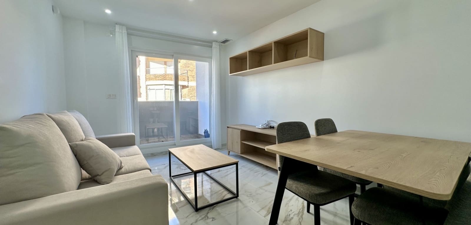 2 sypialnia Apartament na sprzedaż w Torrevieja - 239 000 € (Ref: 10084246)