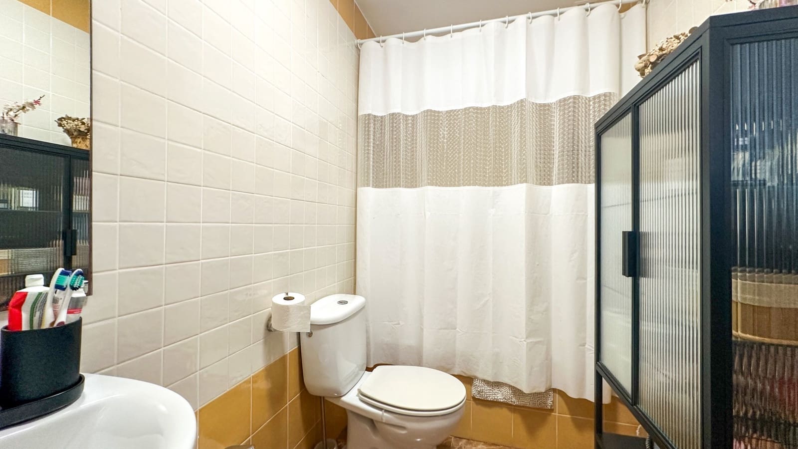 2 Zimmer Apartment zu verkaufen in Guardamar del Segura mit Pool Garage - 215.000 € (Ref: 10084250)