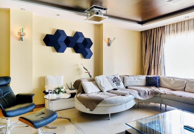 3 bedroom Apartment for sale in Centro - Muelle Pesquero, Torrevieja - € 525,000 (Ref: 10084257)