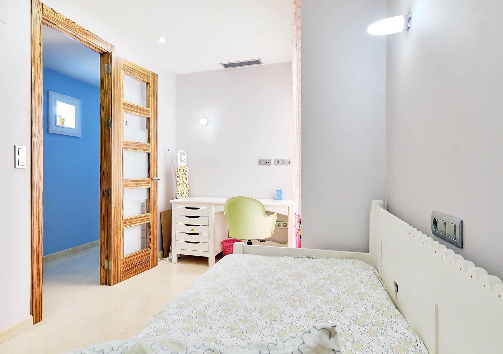 3 bedroom Apartment for sale in Torrevieja - € 525,000 (Ref: 10084257)