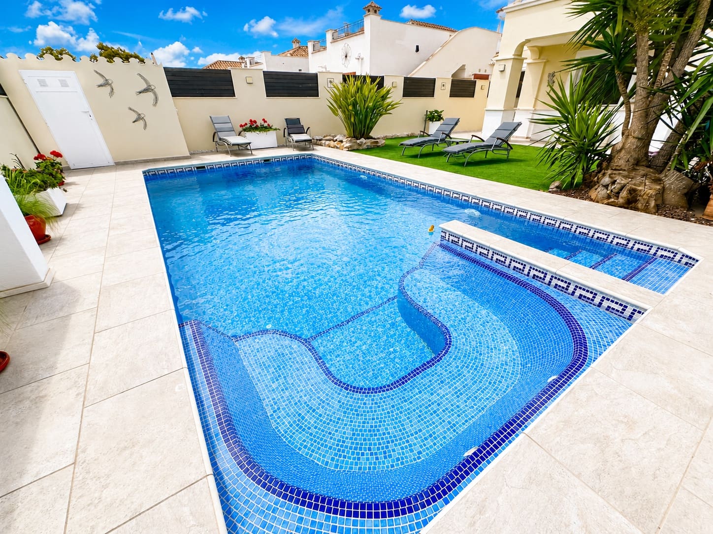 Chalet de 3 habitaciones en Mar Menor Golf Resort en venta con piscina garaje - 575.000 € (Ref: 10084260)