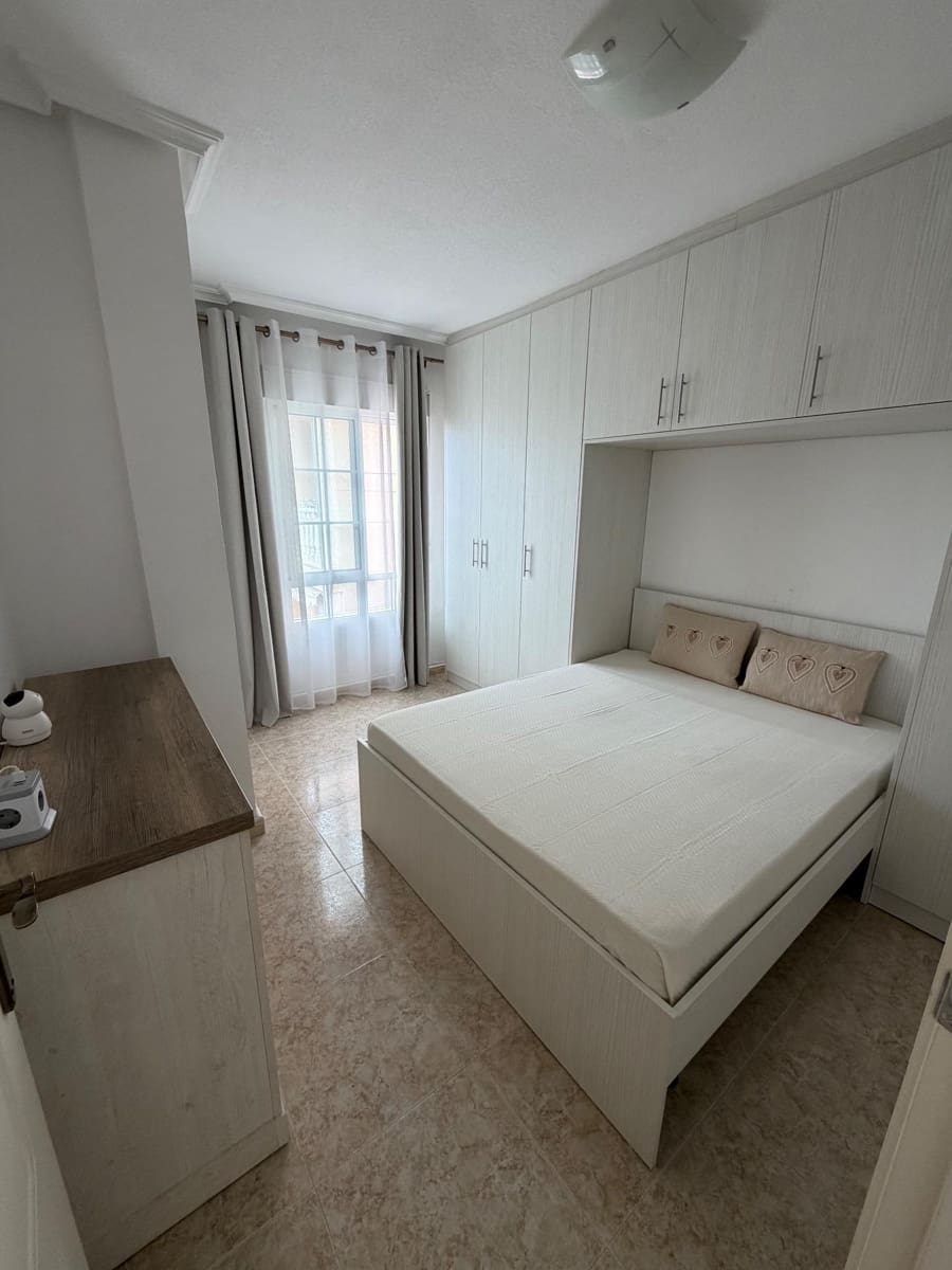 4 makuuhuone Omakotitalo myytävänä paikassa Orihuela Costa - 279 000 € (Ref: 10084263)