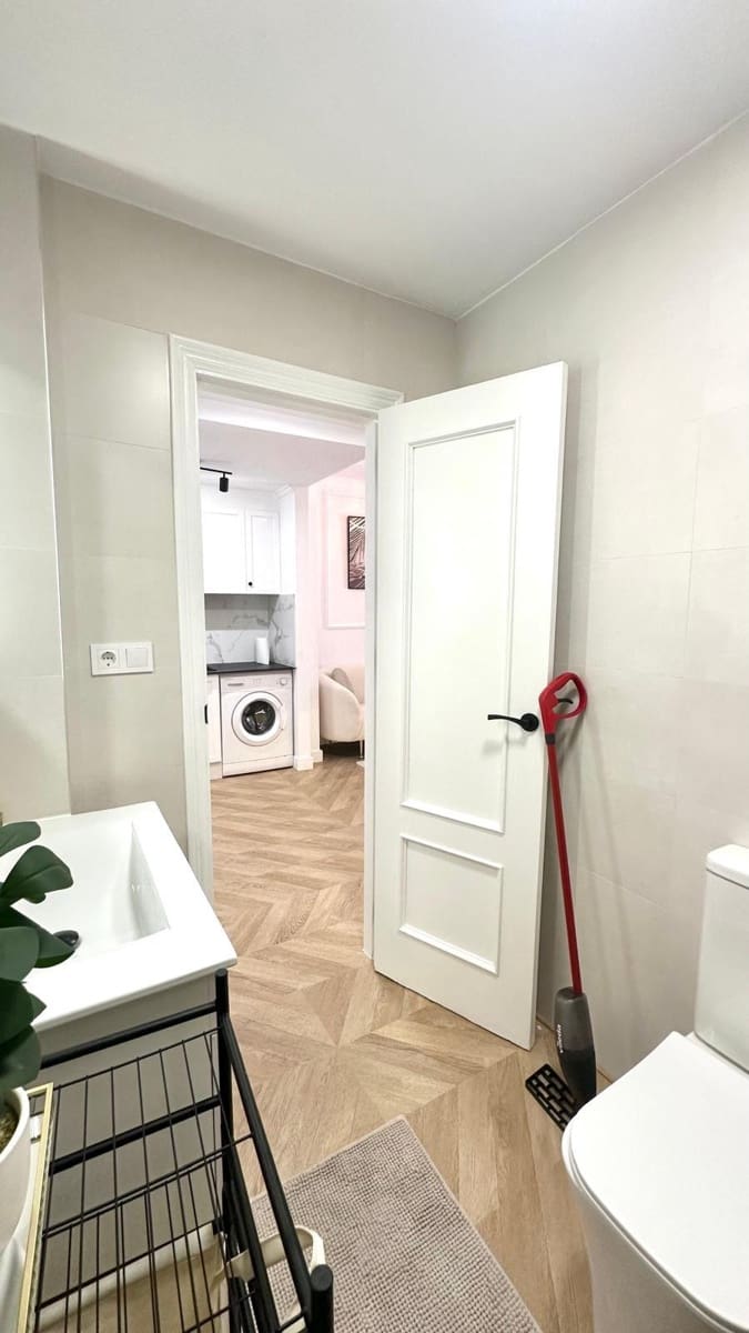 2 sypialnia Apartament na sprzedaż w Torrevieja z basenem - 164 900 € (Ref: 10084280)