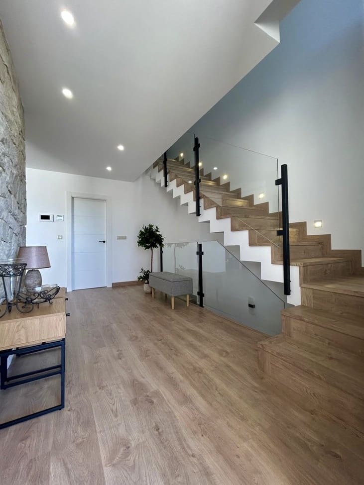 3 makuuhuone Omakotitalo myytävänä paikassa Dolores mukana uima-altaan - 395 000 € (Ref: 10084296)
