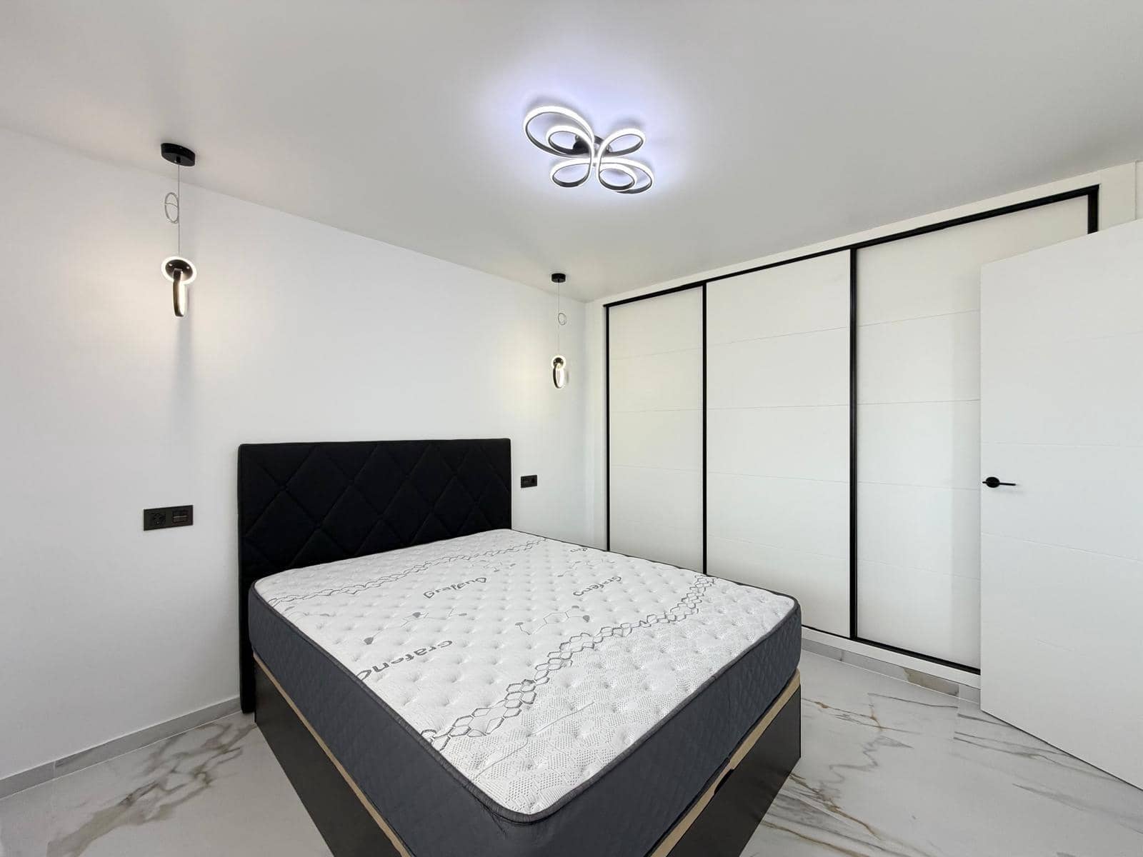1 Zimmer Apartment zu verkaufen in Orihuela Costa - 190.000 € (Ref: 10084319)