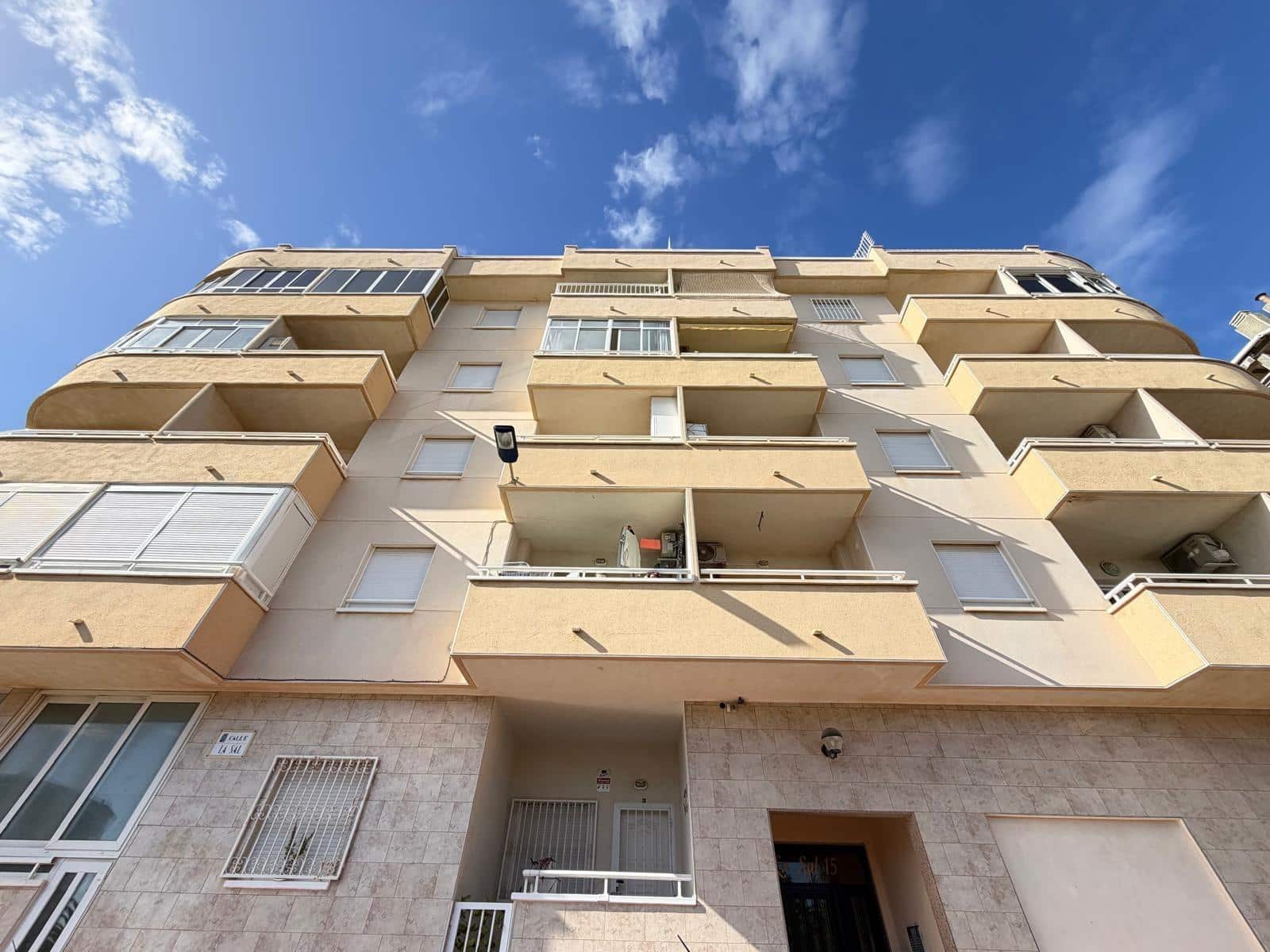 2 sovrum Lägenhet till salu i Torrevieja - 179 000 € (Ref: 10084327)