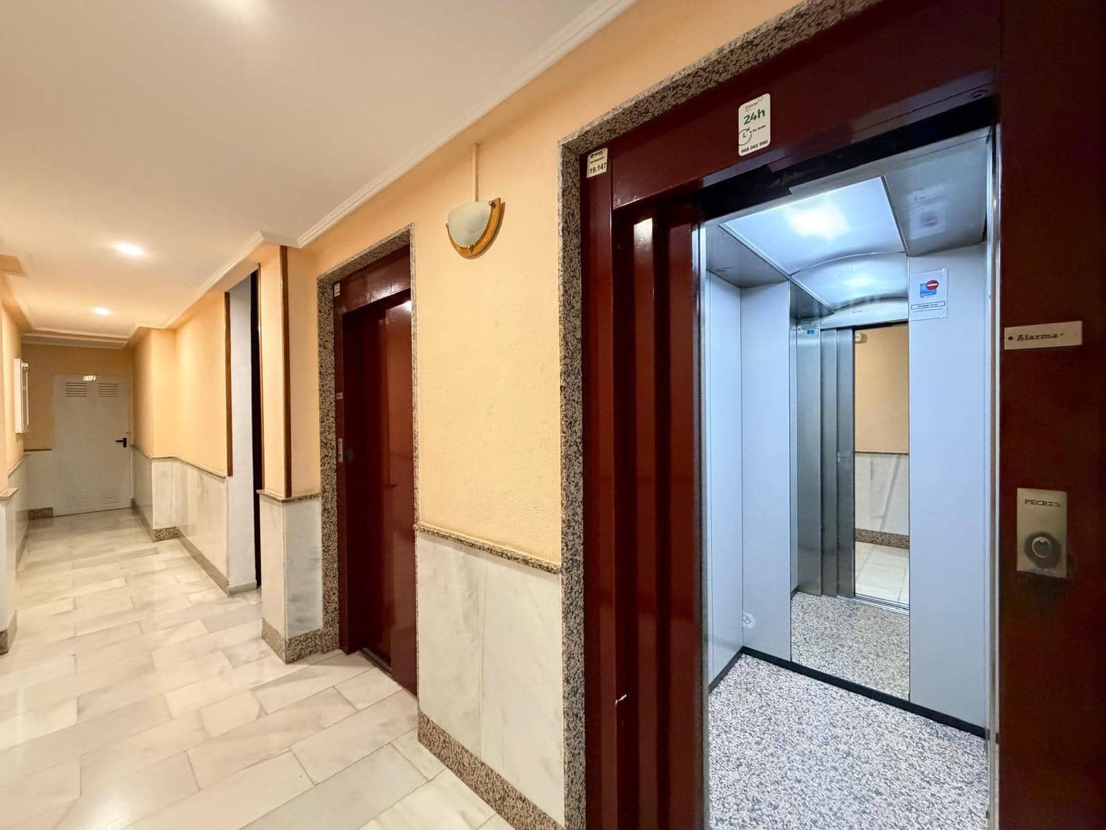 2 sovrum Lägenhet till salu i Torrevieja - 179 000 € (Ref: 10084327)