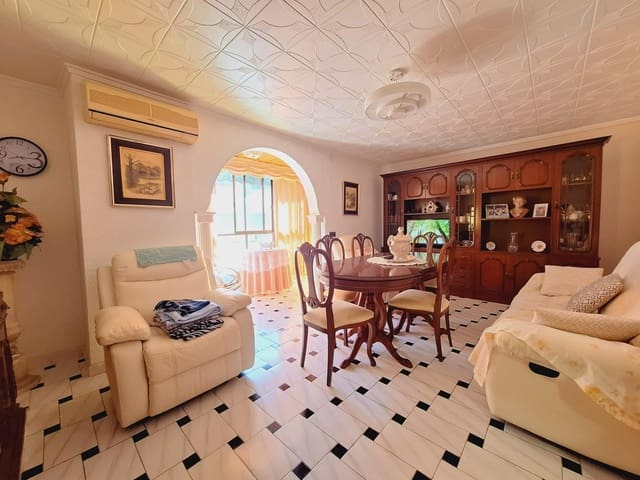 3 bedroom Apartment for sale in Playa del Acequión, Torrevieja - € 164,900 (Ref: 10084328)