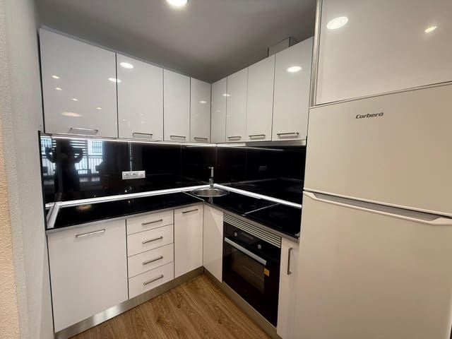 2 sovrum Lägenhet till salu i Playa del Cura, Torrevieja med pool - 179 900 € (Ref: 10084329)