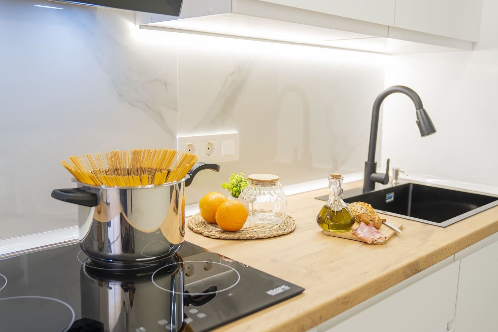 3 makuuhuone Huoneisto myytävänä paikassa Los Cuarteros mukana uima-altaan - 166 000 € (Ref: 10084337)