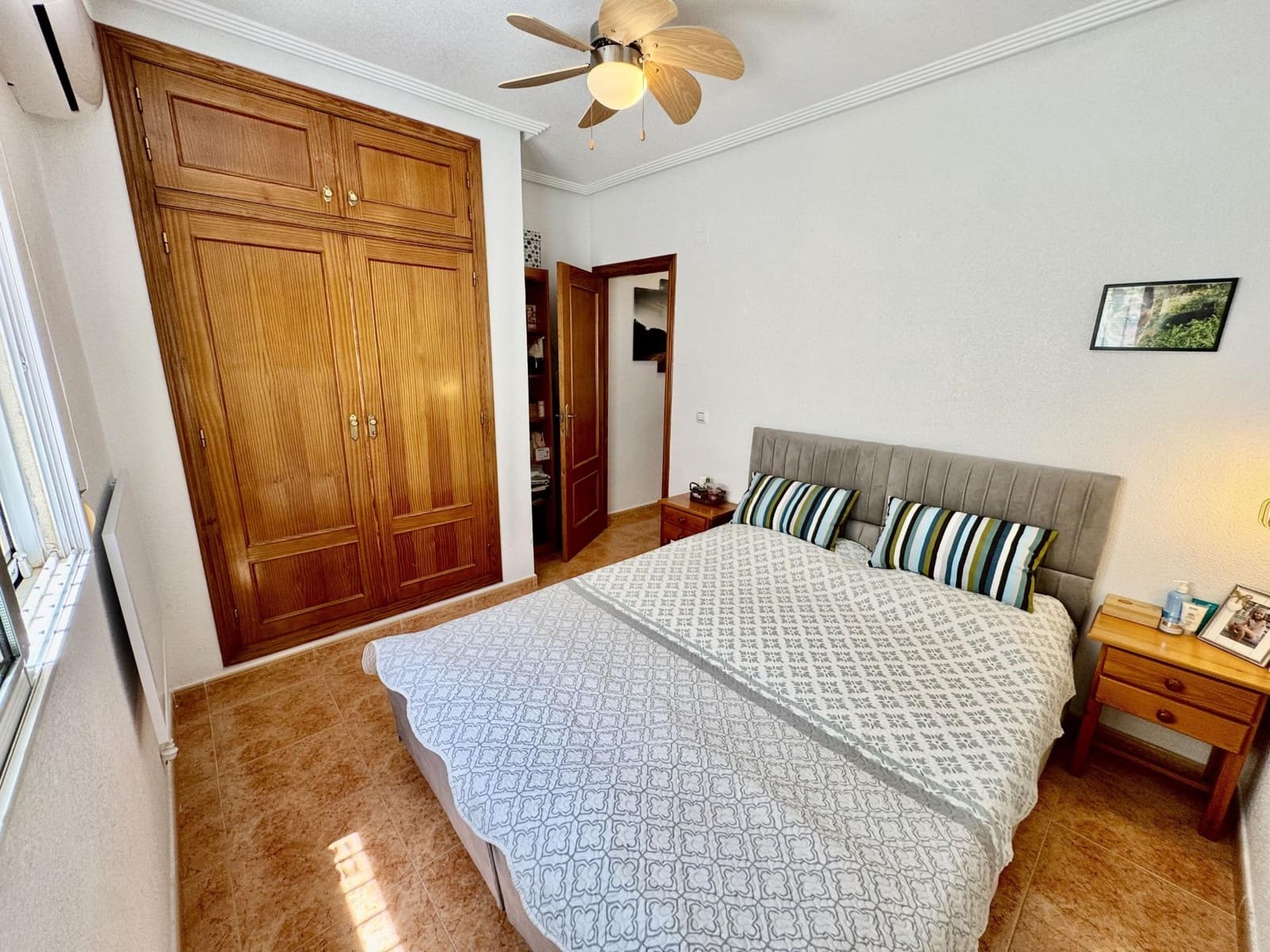 2 quarto Casa em Banda para venda em Torrevieja com piscina - 169 500 € (Ref: 10084341)