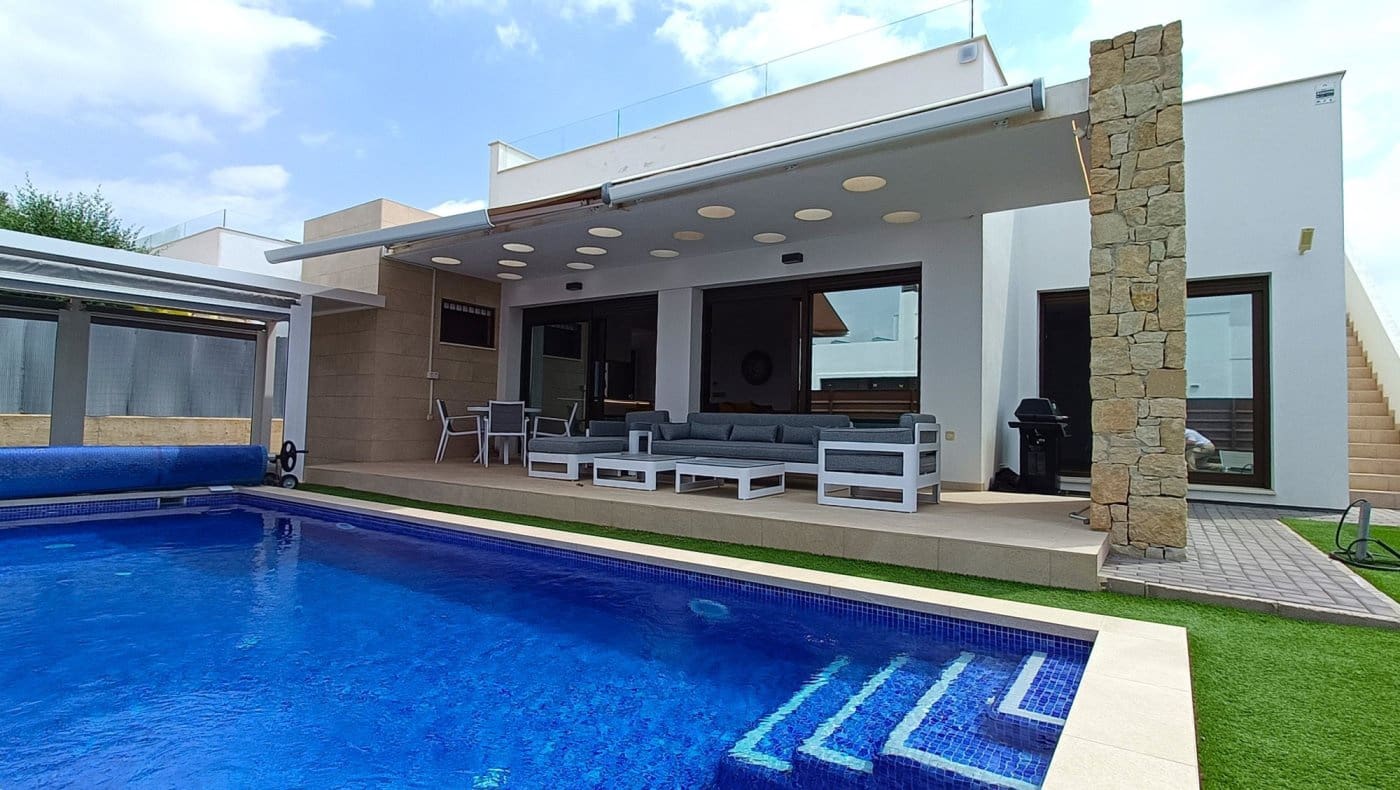 3 Zimmer Villa zu verkaufen in Vistabella mit Pool Garage - 449.475 € (Ref: 10084352)