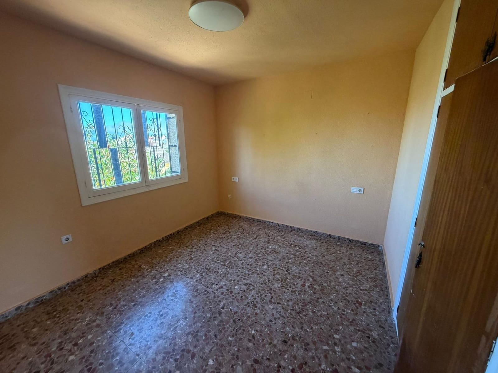4 Zimmer Villa zu verkaufen in Torrevieja - 389.900 € (Ref: 10084365)