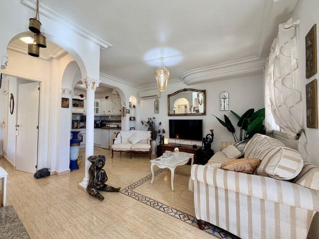 3 makuuhuone Omakotitalo myytävänä paikassa Villamartin, Orihuela mukana uima-altaan - 338 500 € (Ref: 10084372)