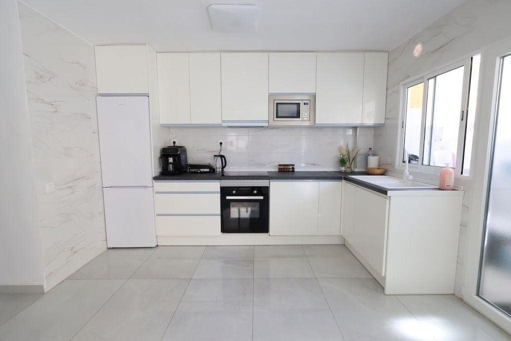 3 soveværelse Lejlighed til salg i Torrevieja - € 229.000 (Ref: 10084391)