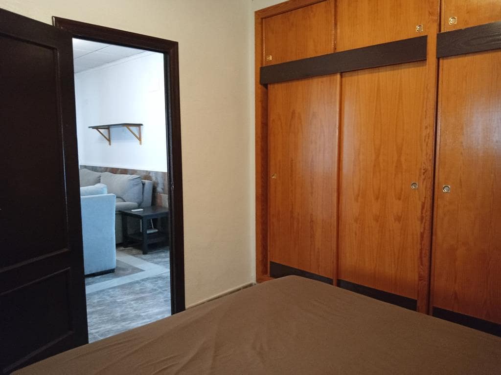 4 bedroom Townhouse for sale in Los Montesinos with pool garage - € 285,000 (Ref: 10084405)