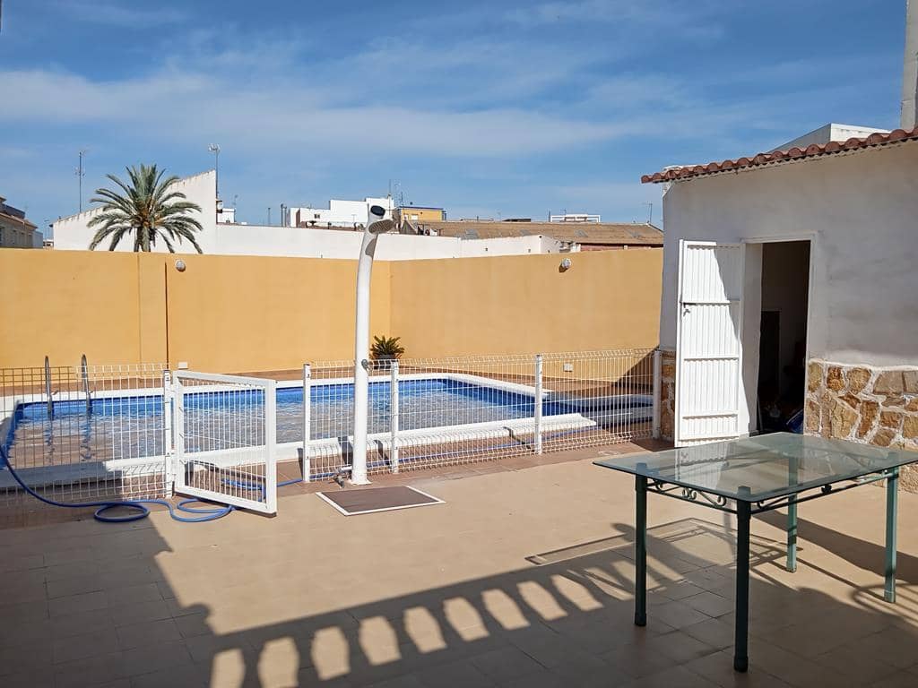 4 bedroom Townhouse for sale in Los Montesinos with pool garage - € 285,000 (Ref: 10084405)