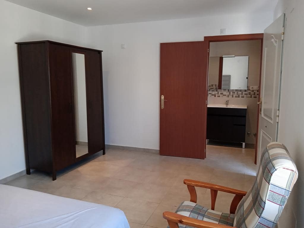 4 bedroom Townhouse for sale in Los Montesinos with pool garage - € 285,000 (Ref: 10084405)