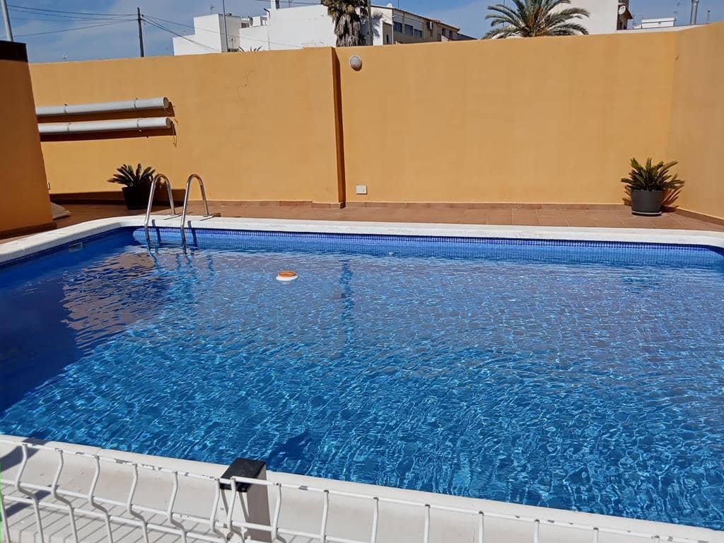 4 bedroom Townhouse for sale in Los Montesinos with pool garage - € 285,000 (Ref: 10084405)