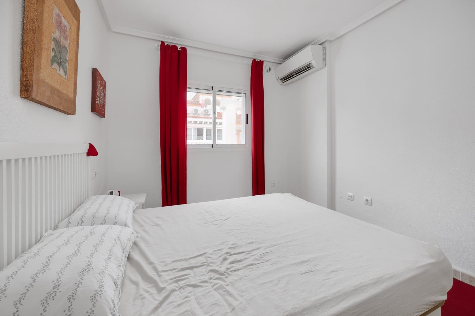 Apartamento de 2 habitaciones en Orihuela Costa en venta con piscina - 229.000 € (Ref: 10084423)