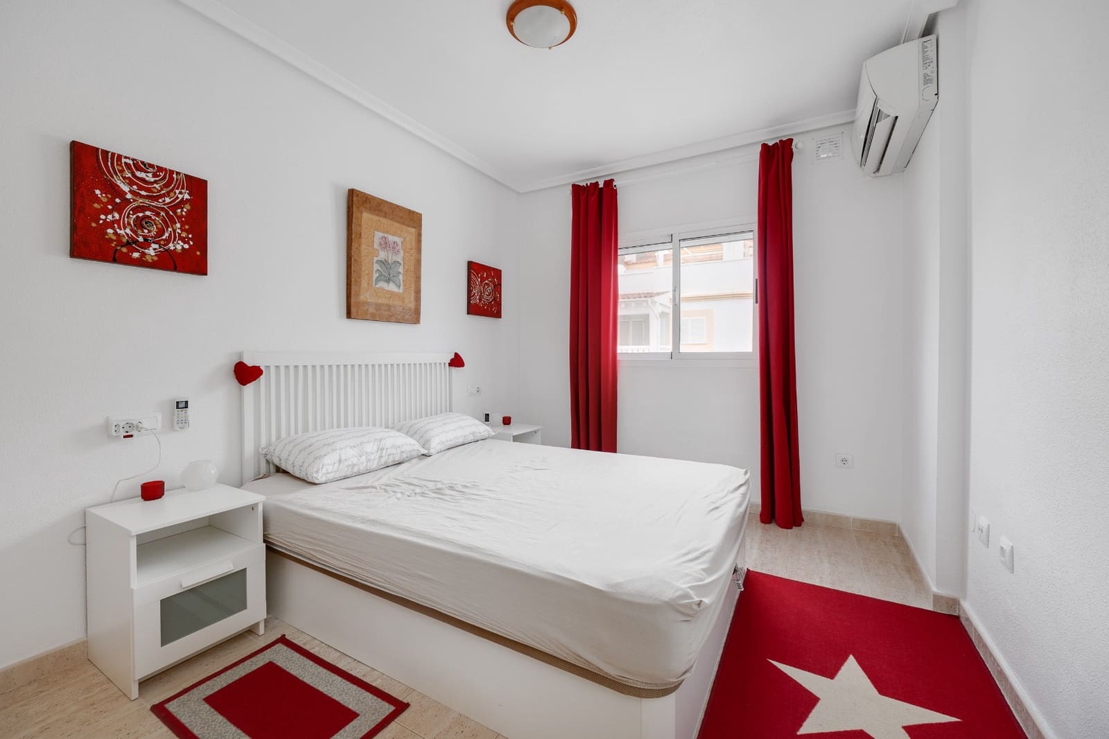 Apartamento de 2 habitaciones en Orihuela Costa en venta con piscina - 229.000 € (Ref: 10084423)