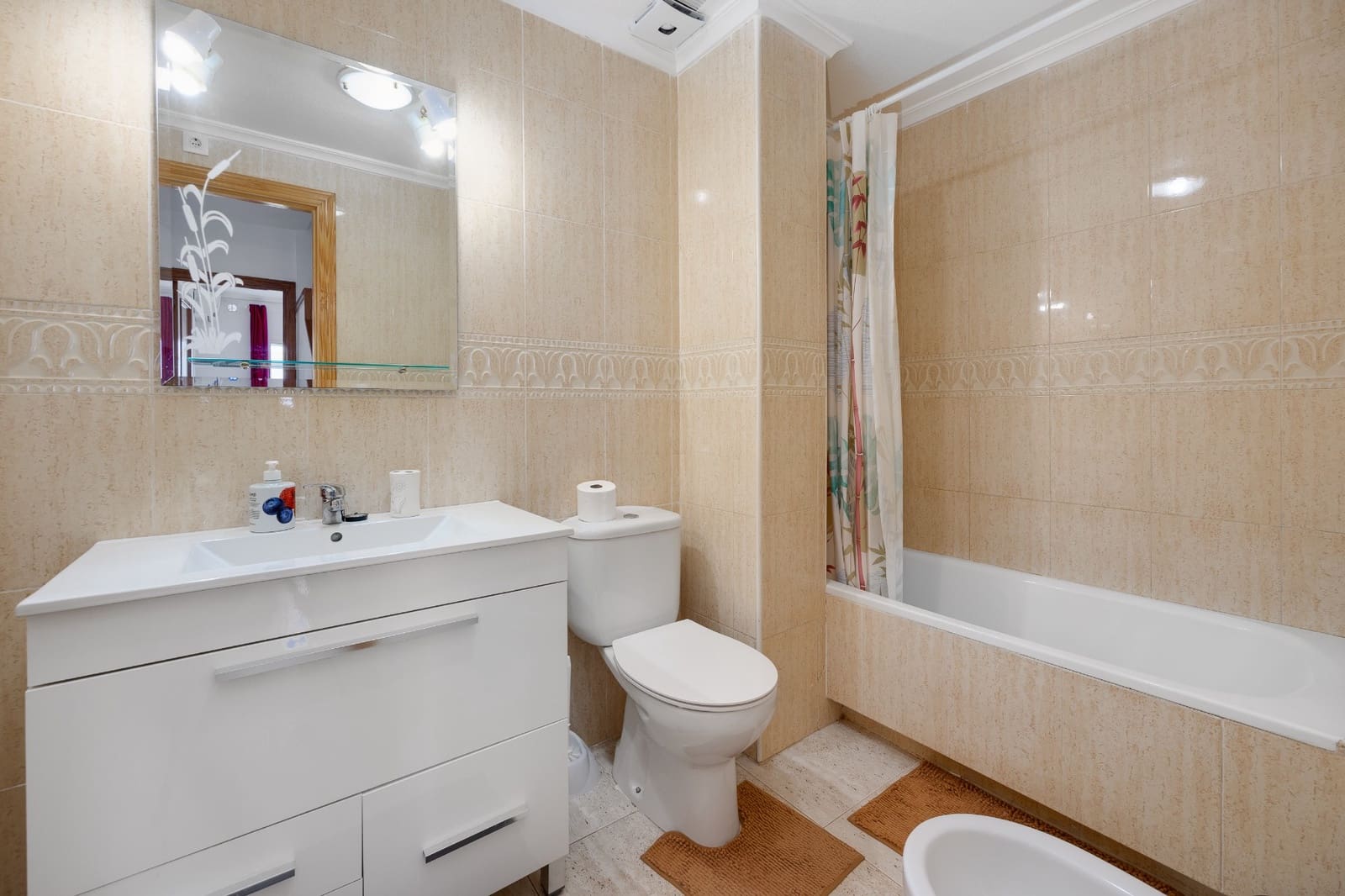 Apartamento de 2 habitaciones en Orihuela Costa en venta con piscina - 229.000 € (Ref: 10084423)