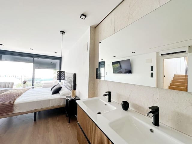 3 camera da letto Casa in vendita in Nueva Torrevieja, Torrevieja con piscina - 539.000 € (Rif: 10084431)