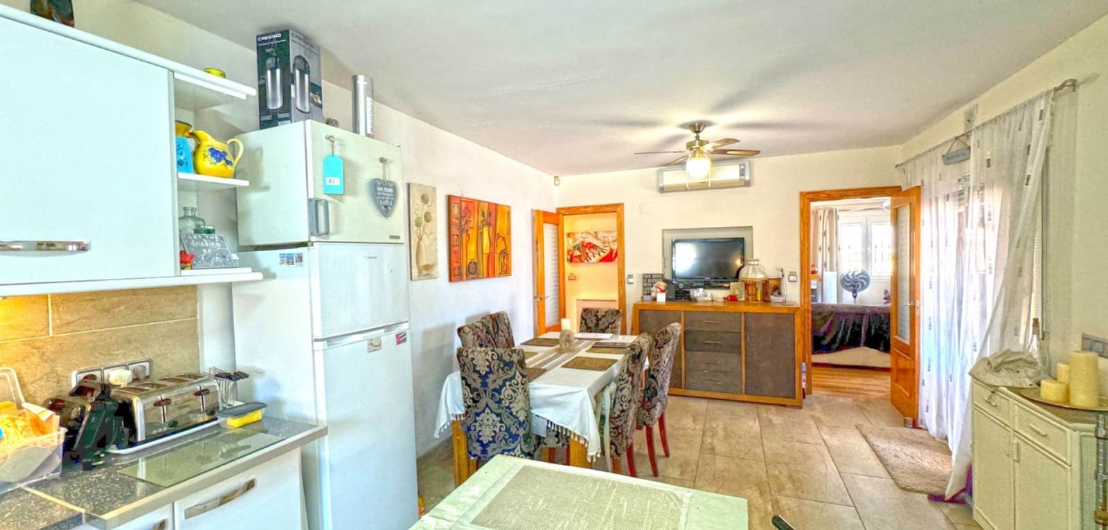 6 slaapkamer Villa te koop in Torrevieja met zwembad garage - € 595.000 (Ref: 10084439)