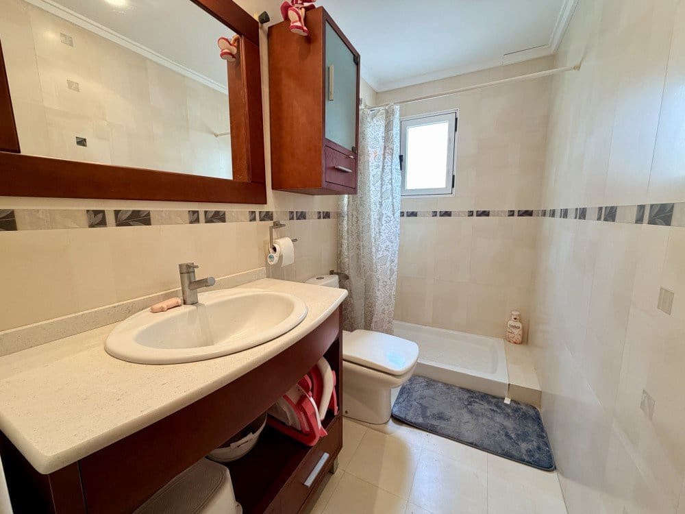 2 bedroom Apartment for sale in Torrevieja with pool - € 166,000 (Ref: 10084490)