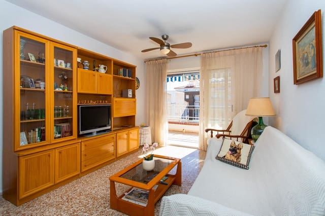 Apartamento de 3 habitaciones en Las Piscinas Naturales, Torrevieja en venta - 190.000 € (Ref: 10084496)
