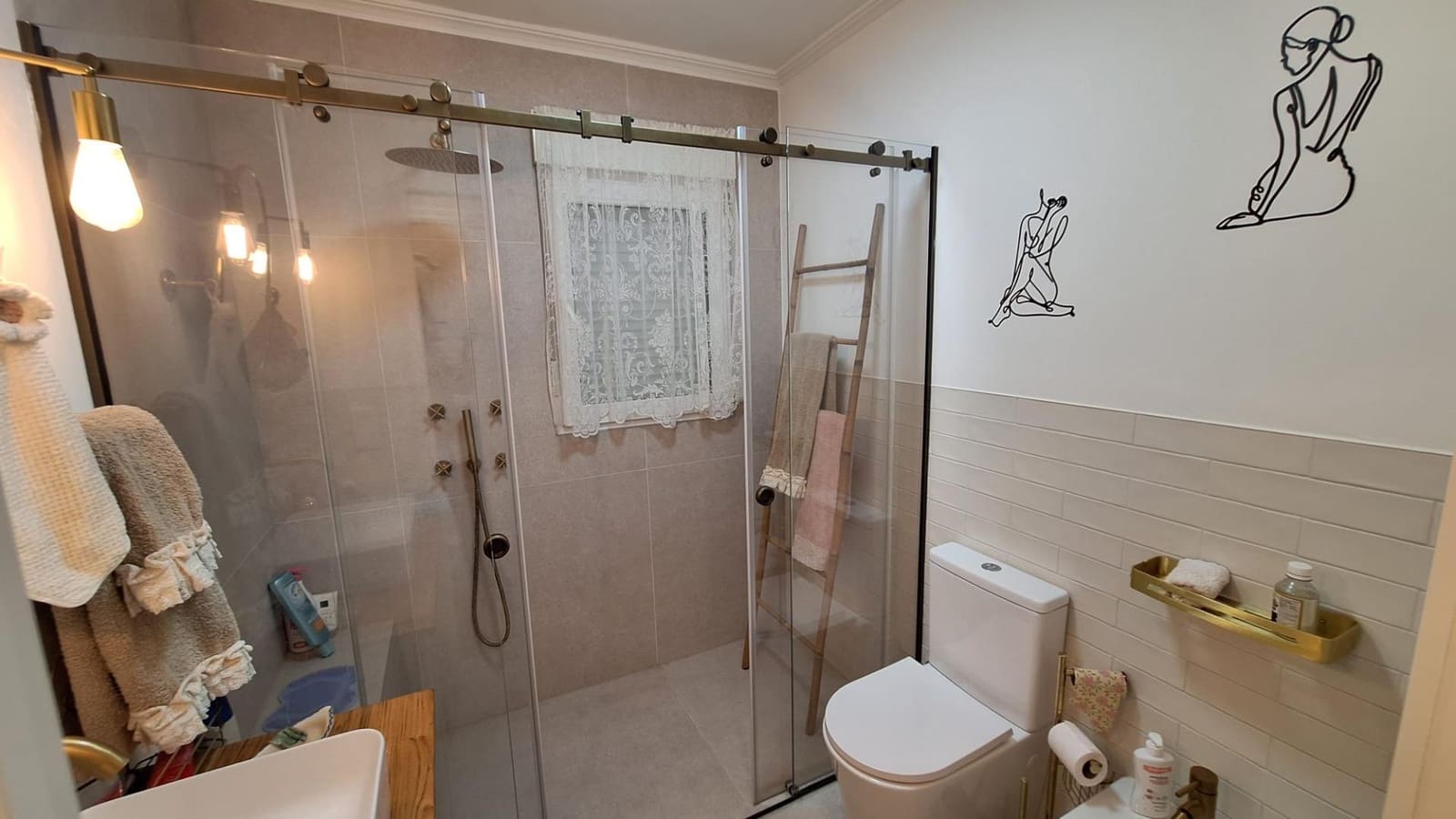 4 soveværelse Villa til salg i Torrevieja med swimmingpool - € 490.000 (Ref: 10084532)