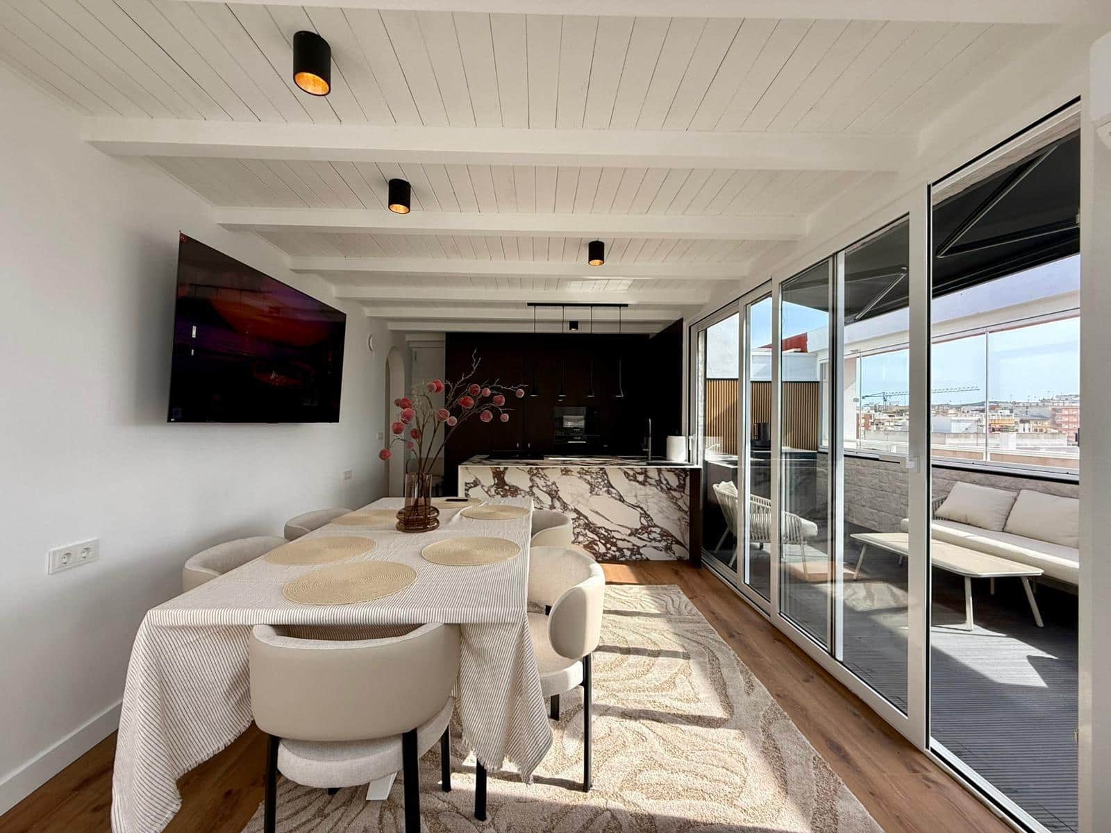 4 sovrum Lägenhet till salu i Guardamar del Segura med pool - 465 000 € (Ref: 10084543)