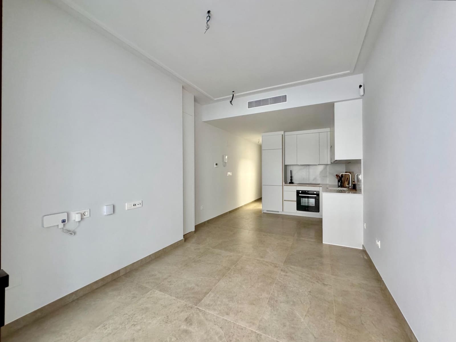 2 Zimmer Apartment zu verkaufen in Torrevieja mit Pool - 250.000 € (Ref: 10084550)