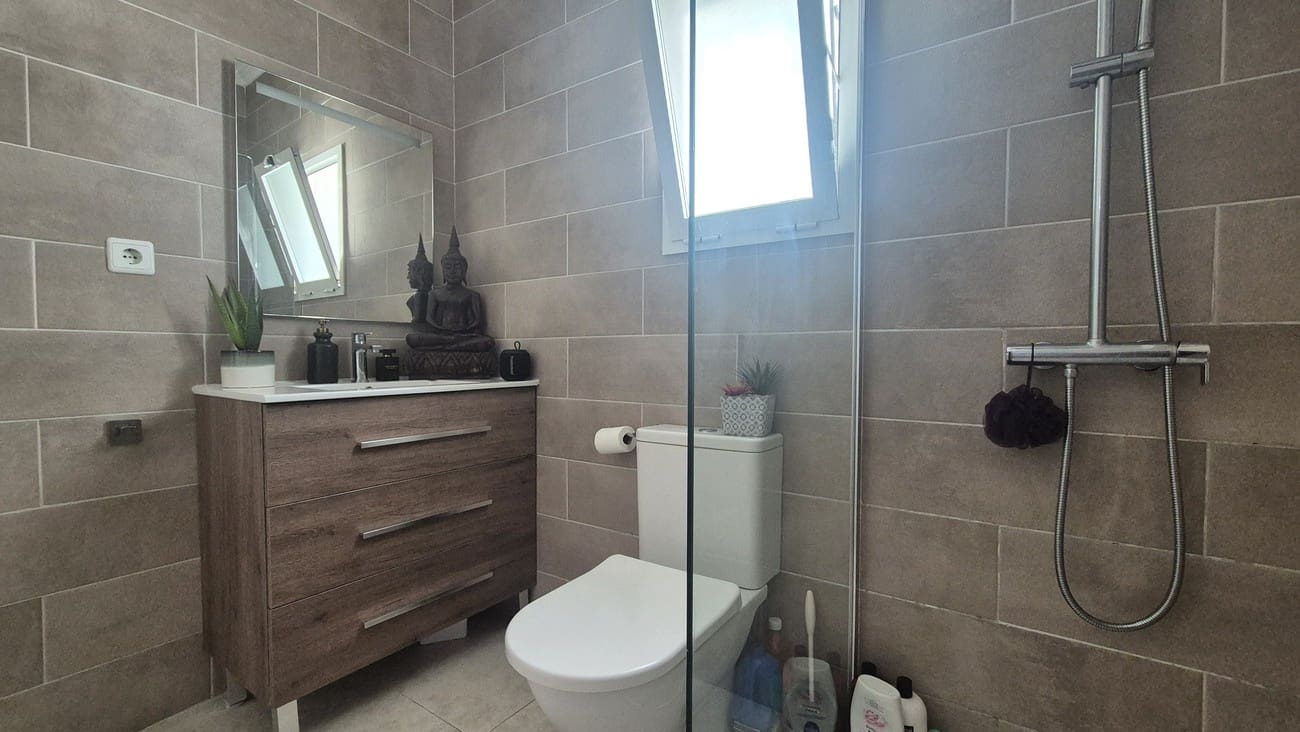 2 chambre Villa/Maison Semi-Mitoyenne à vendre à San Miguel de Salinas avec piscine garage - 240 000 € (Ref: 10084567)