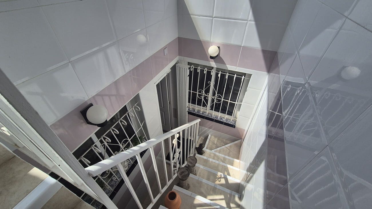 2 chambre Villa/Maison Semi-Mitoyenne à vendre à San Miguel de Salinas avec piscine garage - 240 000 € (Ref: 10084567)