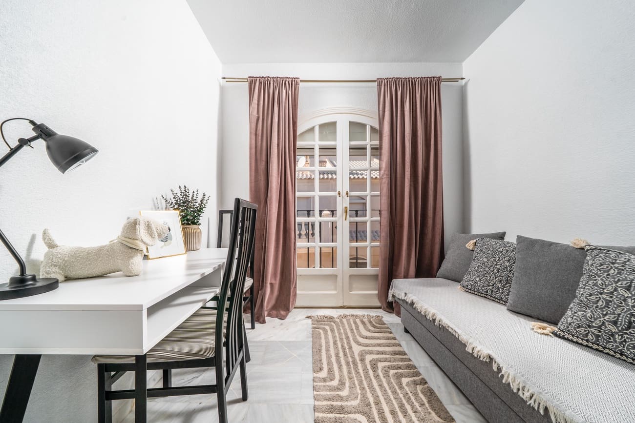 2 soverom Leilighet til salgs i Torrevieja med svømmebasseng garasje - € 329 000 (Ref: 10084572)