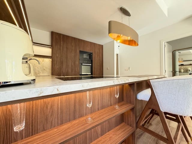 2 Zimmer Apartment zu verkaufen in Dehesa de Campoamor, Orihuela mit Pool - 295.000 € (Ref: 10084580)
