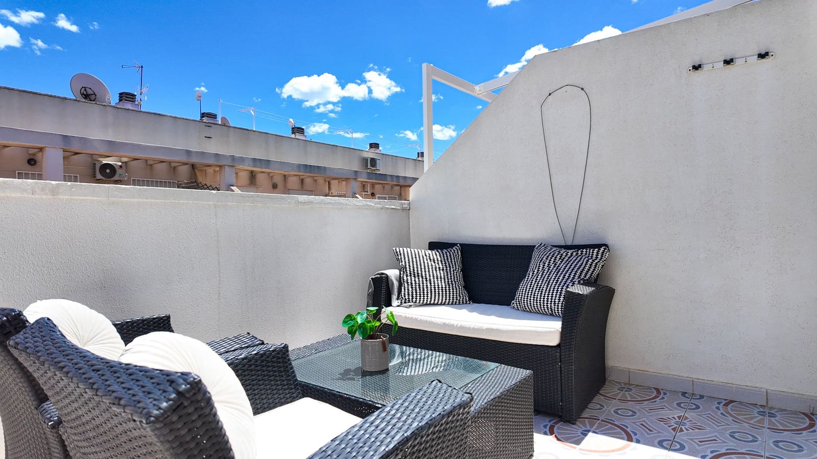 2 sovrum Lägenhet till salu i Torrevieja med pool - 159 000 € (Ref: 10084634)