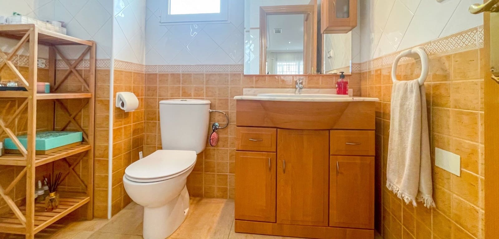 4 Zimmer Haus zu verkaufen in Orihuela Costa mit Pool Garage - 319.000 € (Ref: 10084710)